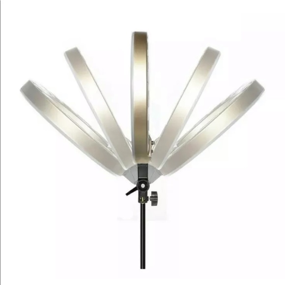 NWT Stellar Diva ll Pro Ring Light - Picture 6 of 8